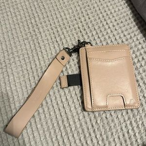 Andar The Denner Leather Wristlet